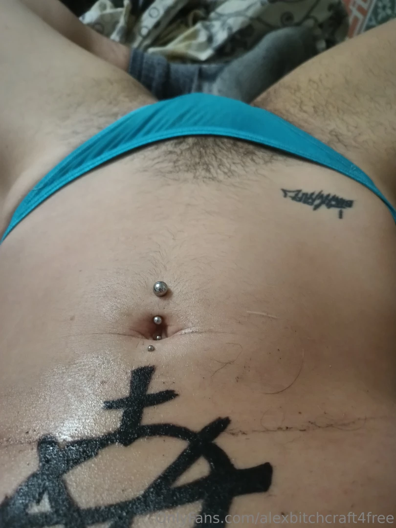 Willst du nicht r ber kommen und meinen kleinen tpimmel lutschen don t 