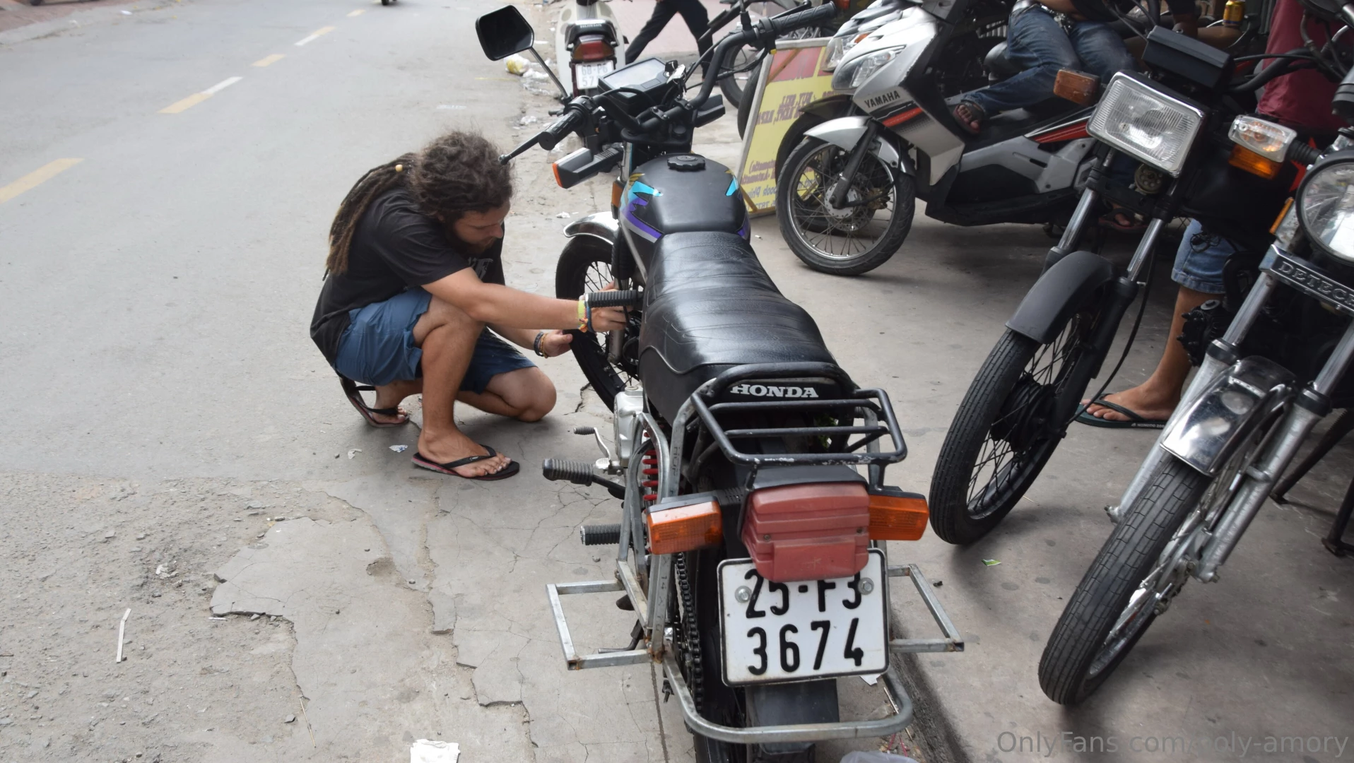 Poly-travel knowing nothing about the country we were flying to was part 2 