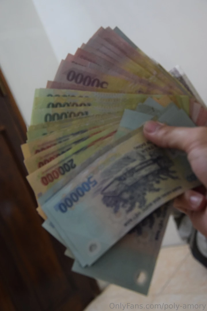 Poly-travel knowing nothing about the country we were flying to was 