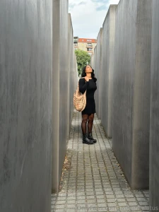 In a world of people i hope you only see me