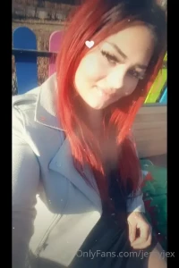 Hello my boyfriend i have some vibrant panties on me i m very excited