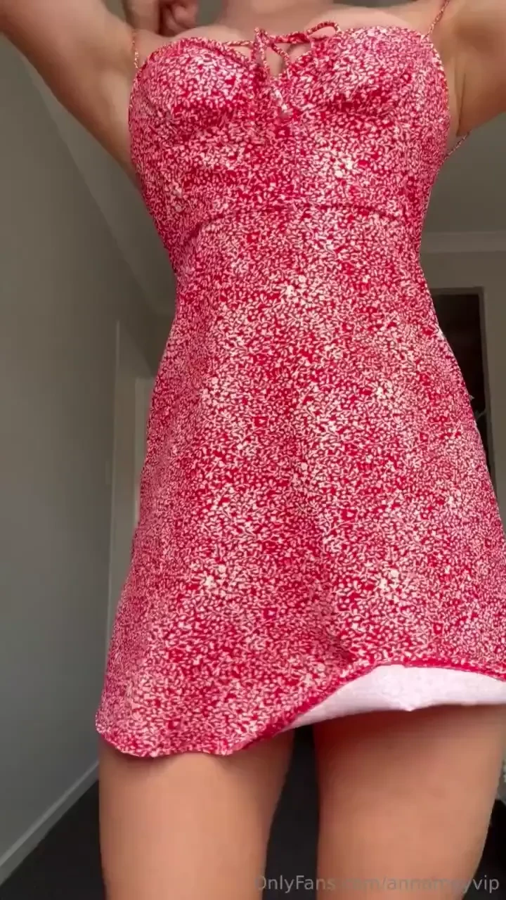 I think this will be my xmas day dress 