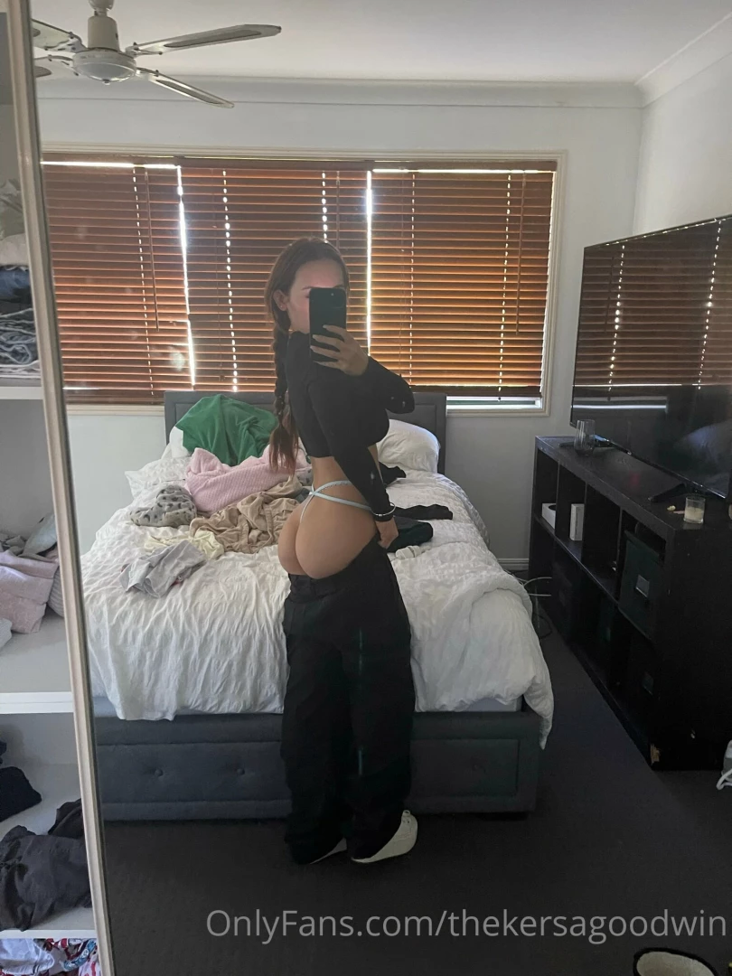 Moving house next week so i have so much to do 