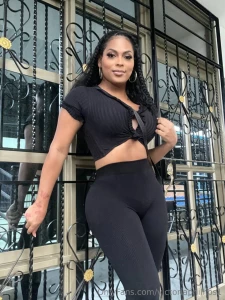 When your aura is your most seductive trait part 1