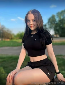 Free subscription lolla_honey write to her lolla_honey she is online part 13