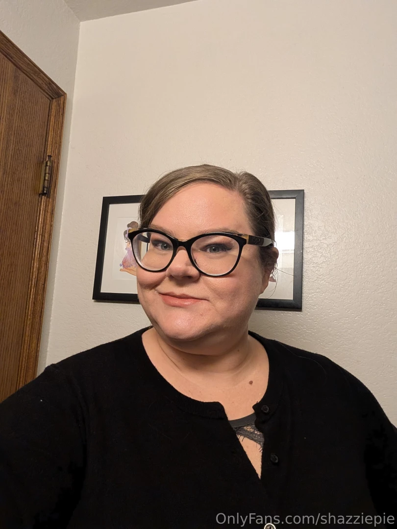 I like today s outfit because it gives a little peek-a-boo to what s part 1 