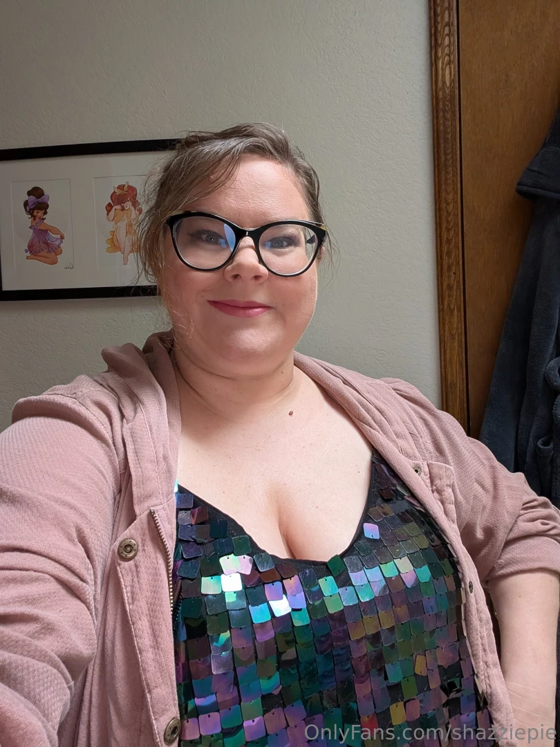 Swipe to see my shiny black bra under my sparkly shirt i m headed to a part 1 