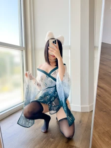 If i were your girlfriend and you caught me trying this outfit on what