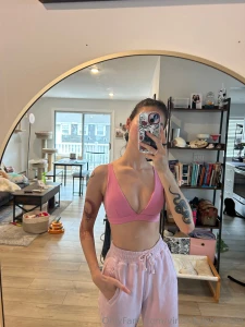 Happy tuesday feeling all pink today who wants a custom done for them part 3