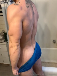 See every inch of my thick ass it s gotten way bigger over time part 6