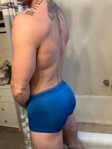 See every inch of my thick ass it s gotten way bigger over time