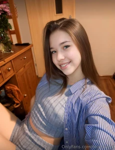 Free subscription write to her kamilalee she is online now this hot part 111