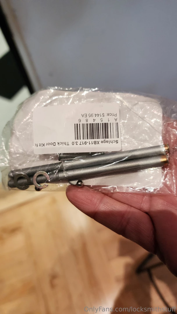 Replaced single cylinder with double cylinder deadbolt thick door kit part 4 