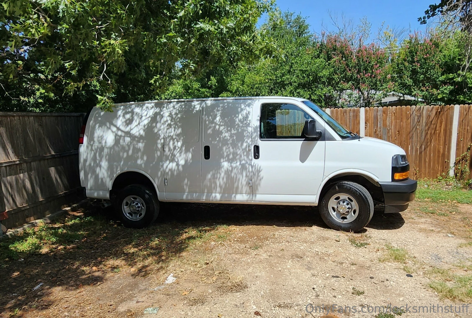 Got a new van this week 2023 chevy express 2500 matilda a 2015 ford part 1 