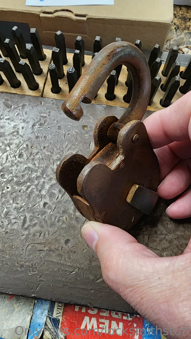 locksmithstuff - Came across this old padlock today part 6 