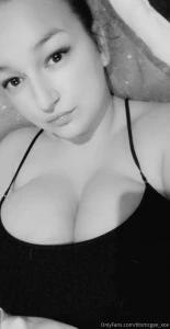 How is everyone what should i do tonight a live