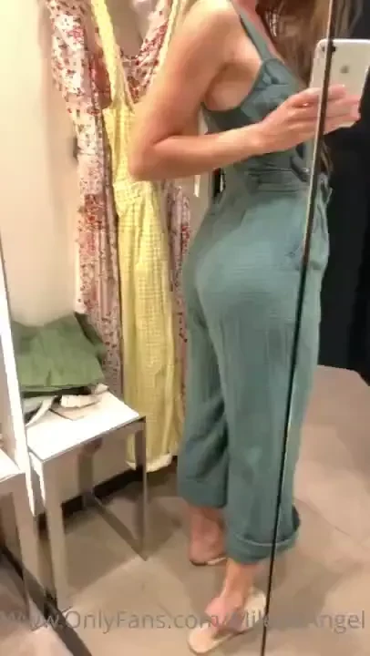 I got a shopping day guess which one i bought fittingroom part 1 