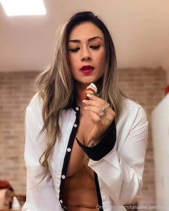 I wish you a good night and that she is very sweet like i am today