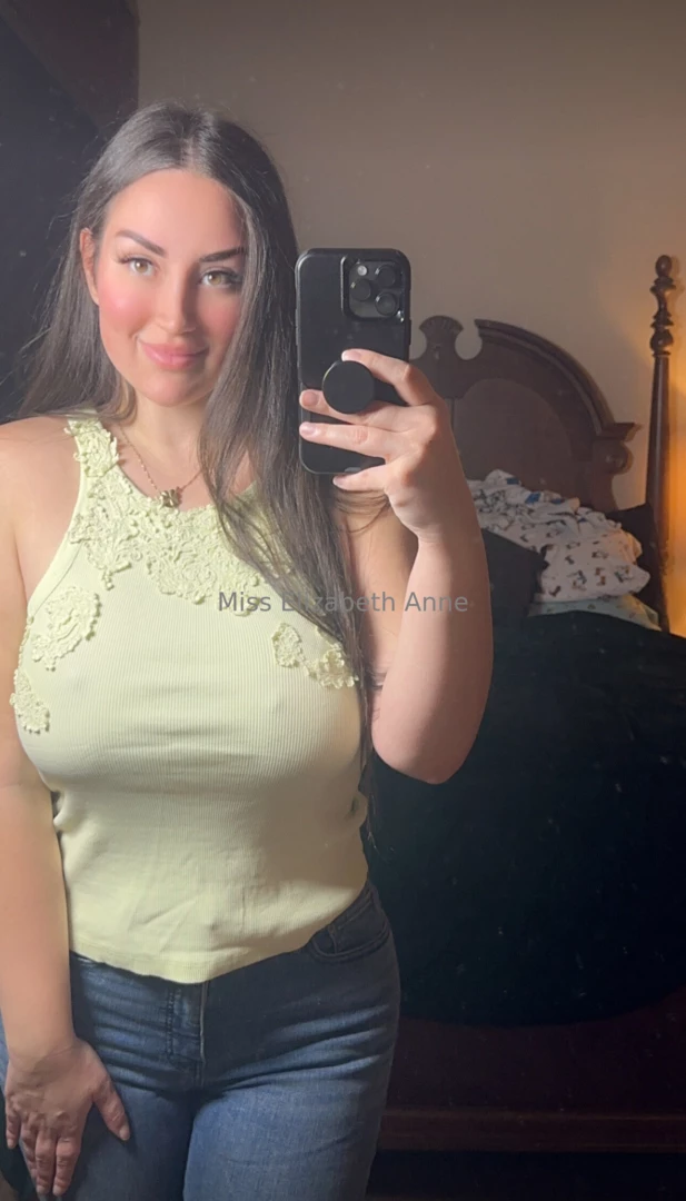 Hiiii did yall miss me i missed you had some family matters going on 