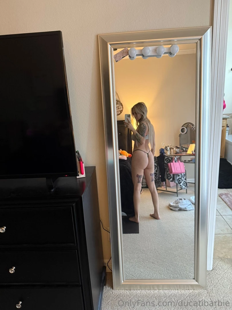 Mirror selfie part 88 