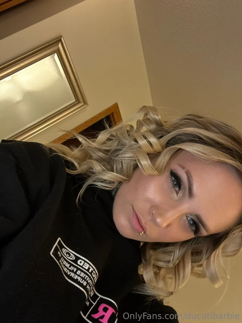 Don t stare too long or do i like being the reason you lose focus 