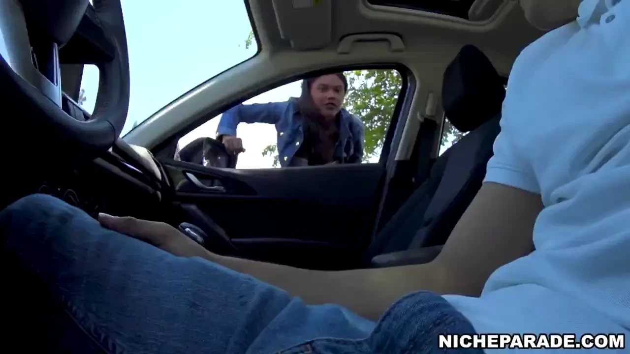 Niche parade - ebony ho in denim jacket sucks my dick for 200 in car 