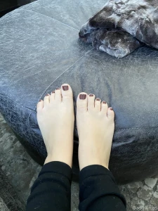 New pedicure do you like my toe nail polish