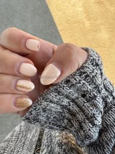 So my nails broke i m getting them done tomorrow which halloween theme