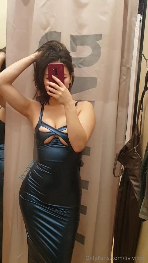 Let me wear pretty dress for you 