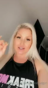 Tryin to stay sane sucked neighbors dick buy my number