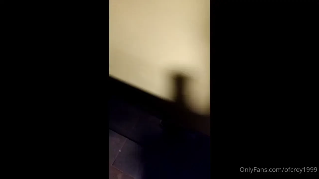 El vecino me visita para instalar una televisi n y quedo muy 