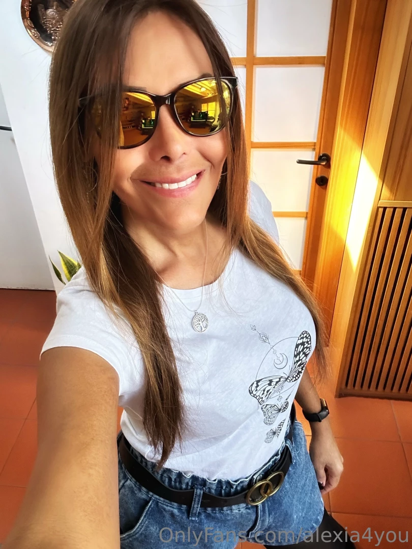 Good morning today i m good girl 