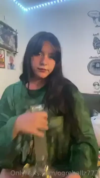 Raw unedited smoke session i do not own rights to the music 