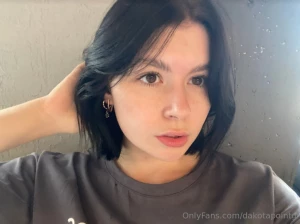 Little hot brunette misslima loves to have fun alone at home she will part 428