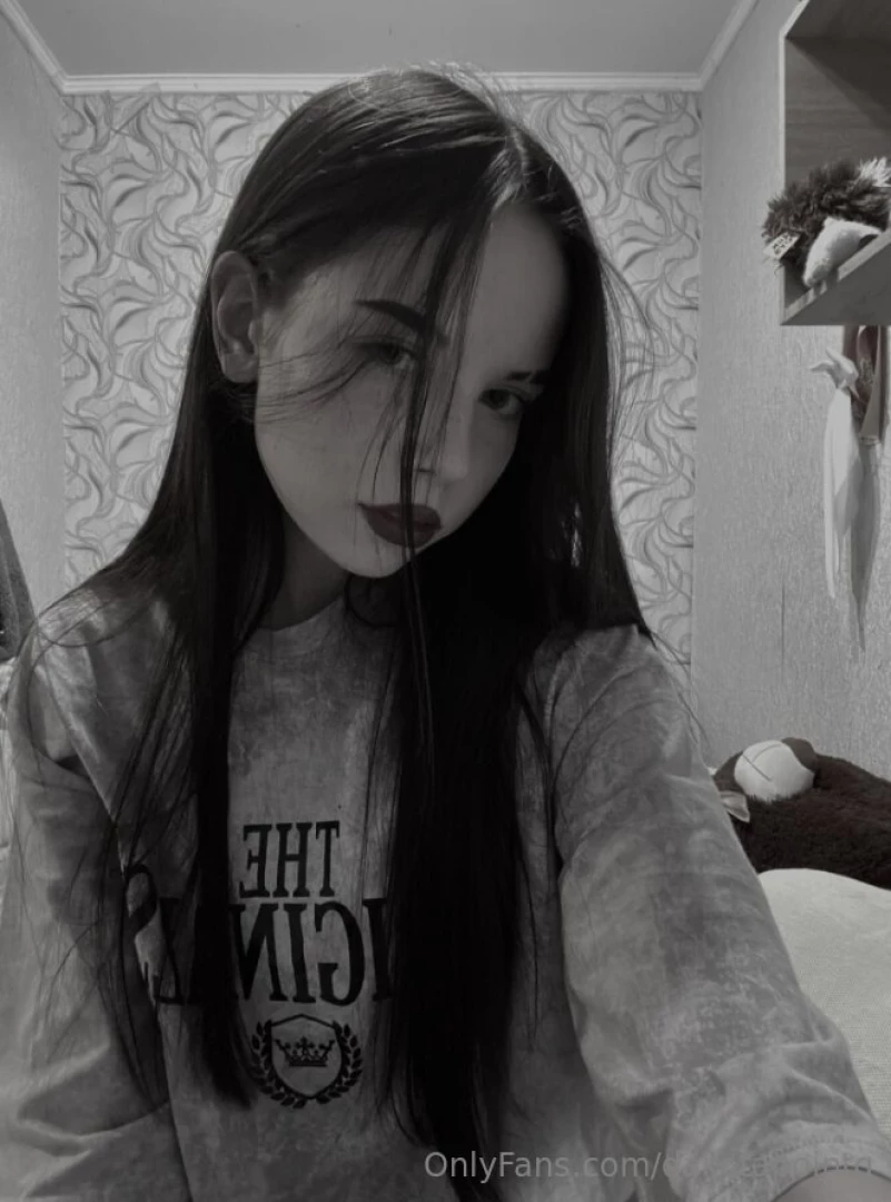 Cutie annasido has some incredible hidden talents waiting to impress 