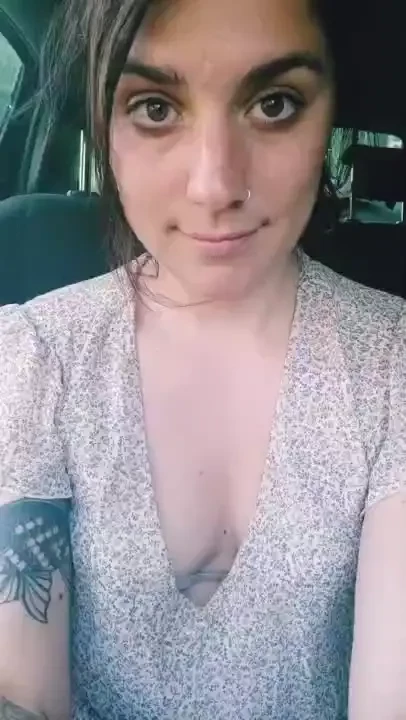 It s getting hot in this car 