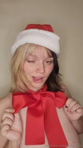 Did you see me under your tree this year you gotta wait to open me part 2