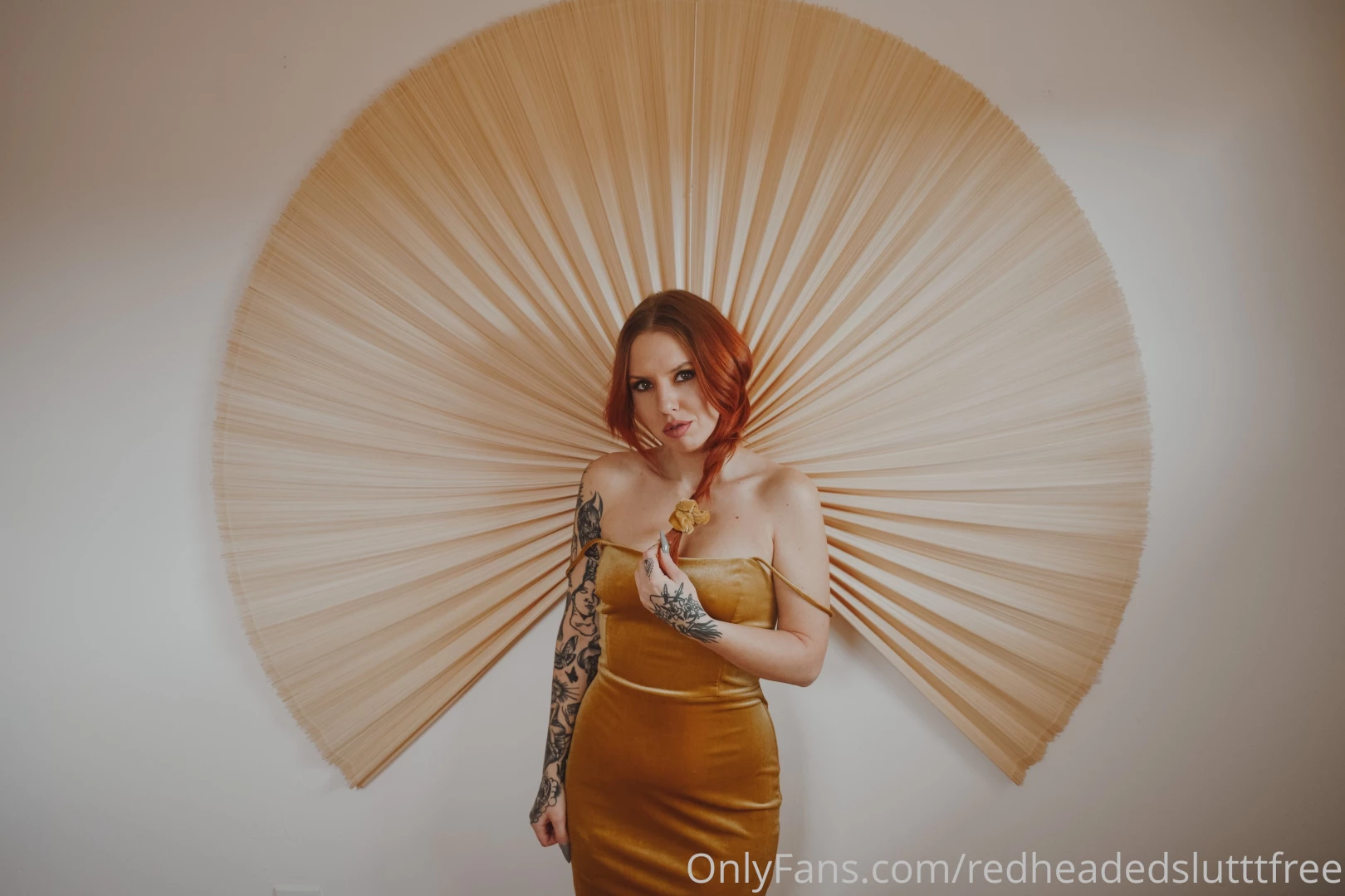 Message me if you want to see what i look like without a handbra part 1 