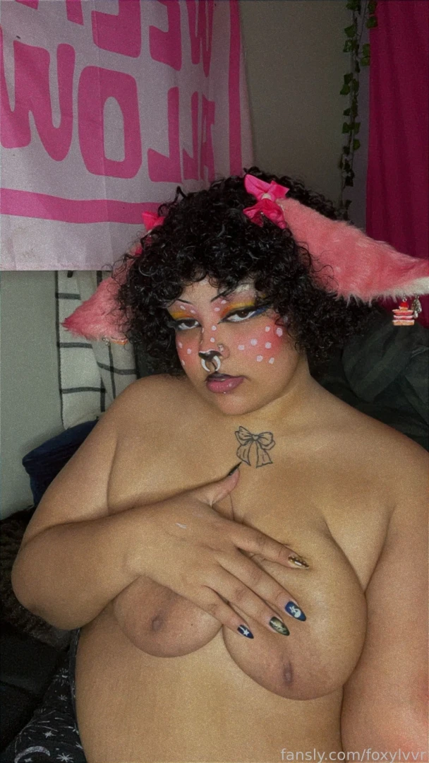 A mix of sfw and nsfw pictures part 7 