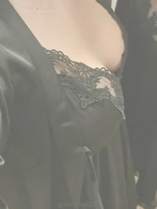 Vip reduced 250 pics 41 videos and growing daily including couple