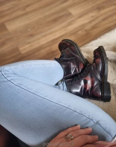 I wish somebody would ve told me that thighs of thunder meant normal