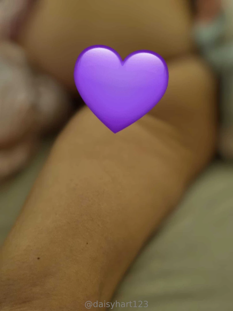 Happy hump day join us at ddaisyhartvip 