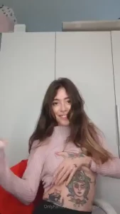 Il video intero nei tuoi messaggi privati