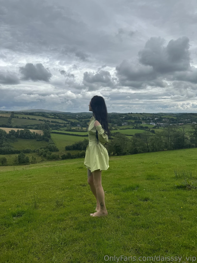 I am learning to see the beauty in every day someone will say that 