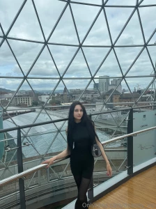 Life becomes brighter when you look at the world with love every day