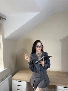 Today i decided to try on the image of a strict teacher i feel