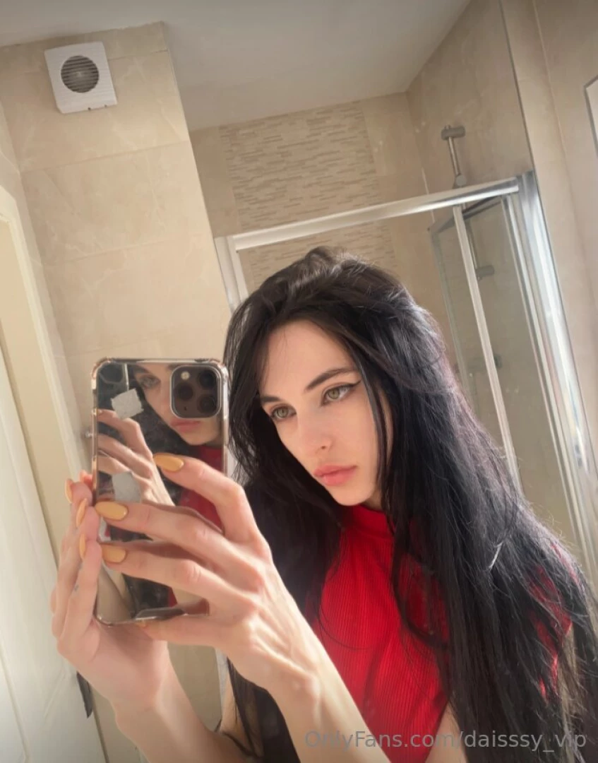 In the ethereal reflection of the looking glass i confront the 