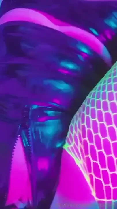 I love playing with vibrators use me harder part 3 