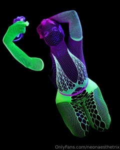 Neonaesthetrix part 27