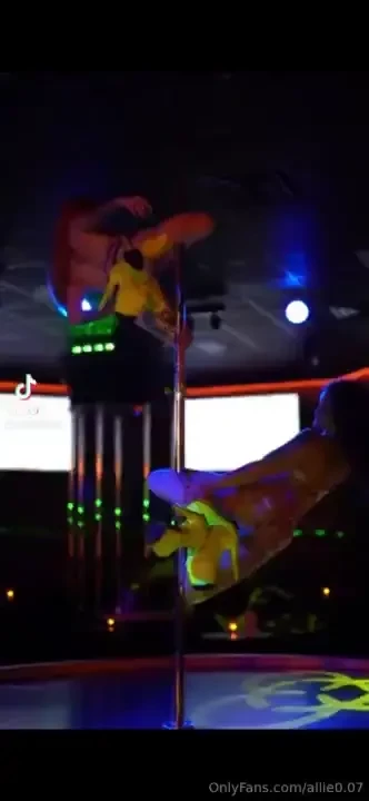 Go show the tiktok some love 